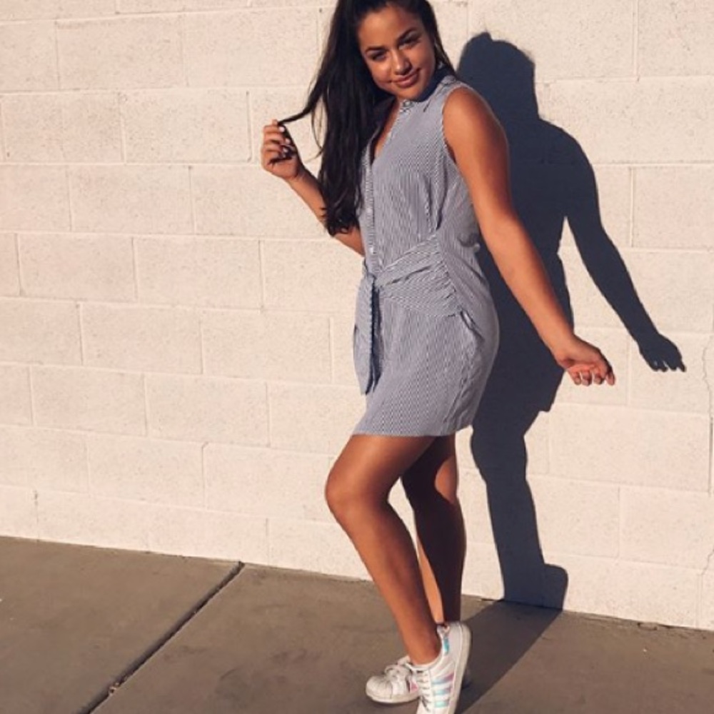 Adorable pinstriped dress with tie front